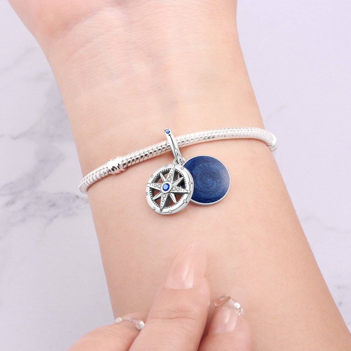 Amarante Jewelry Always Follow Your Heart Compass Dangle Charm