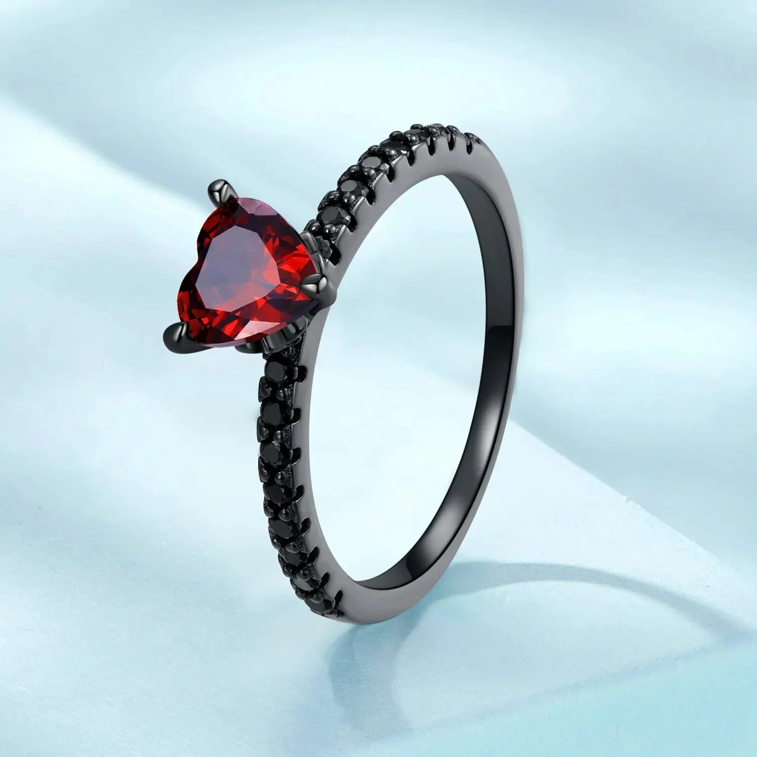 Amarante Jewelry Black Punk Heart Ring