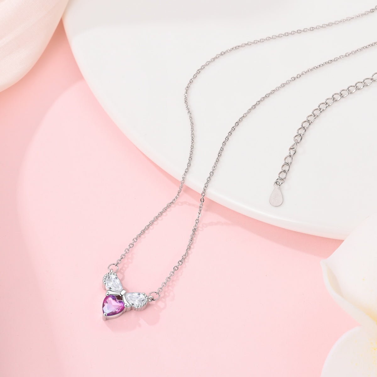 Amarante Jewelry Bow & Heart Elegance Necklace