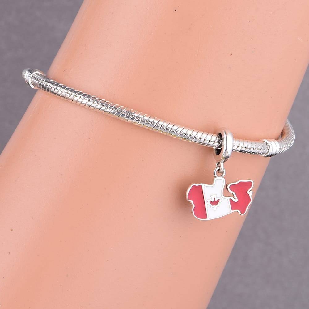 Amarante Jewelry Canada Map Dangle Charm