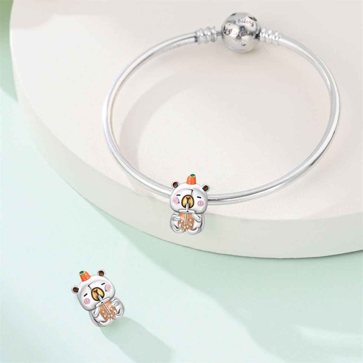 Amarante Jewelry Capybara with Bubble Tea Charm