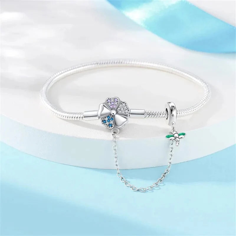 Amarante Jewelry Clover and Dragonfly Charm Bracelet with Safety Chain