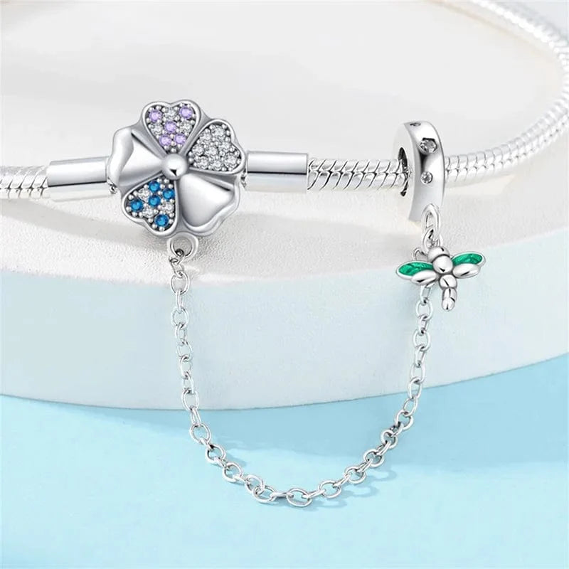 Amarante Jewelry Clover and Dragonfly Charm Bracelet with Safety Chain