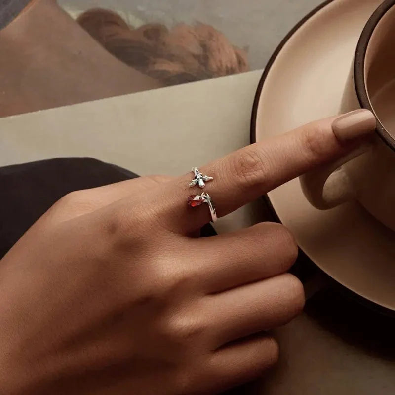 Amarante Jewelry Crimson Teardrop, Sterling Silver Fleur - de - Lis Ring