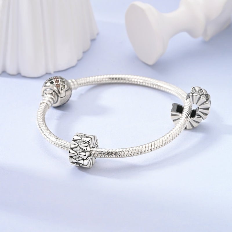 Amarante Jewelry Elegant Diamond Cluster Clip Charm