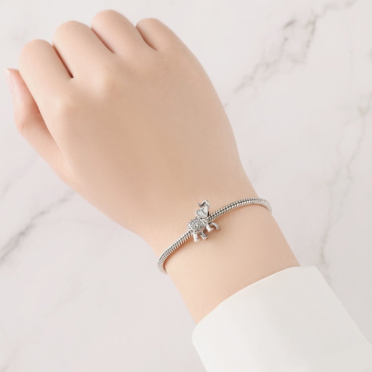 Amarante Jewelry Elegant Elephant Charm