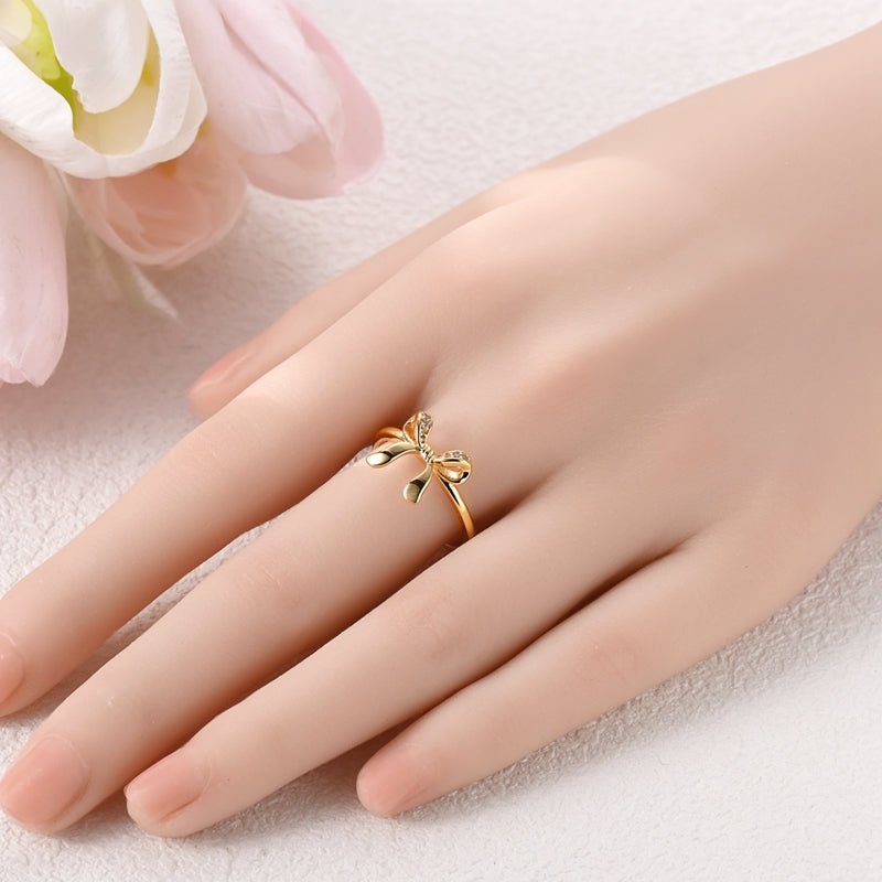 Amarante Jewelry Elegant Gold Bow Adjustable Ring