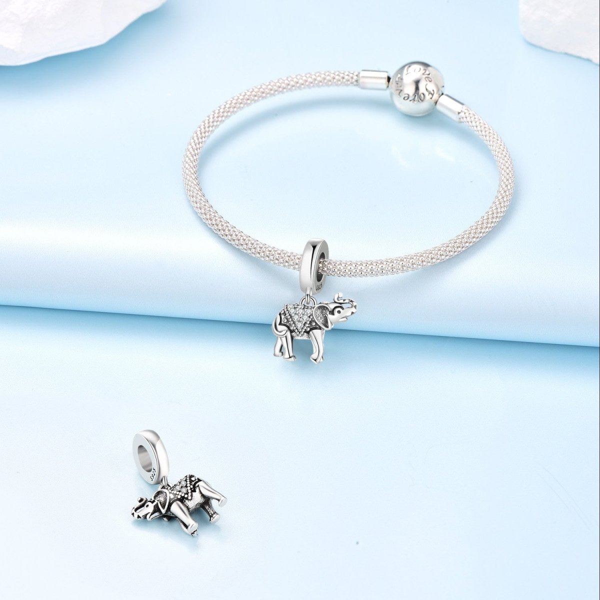 Amarante Jewelry Sparkling Elephant Dangle Charm