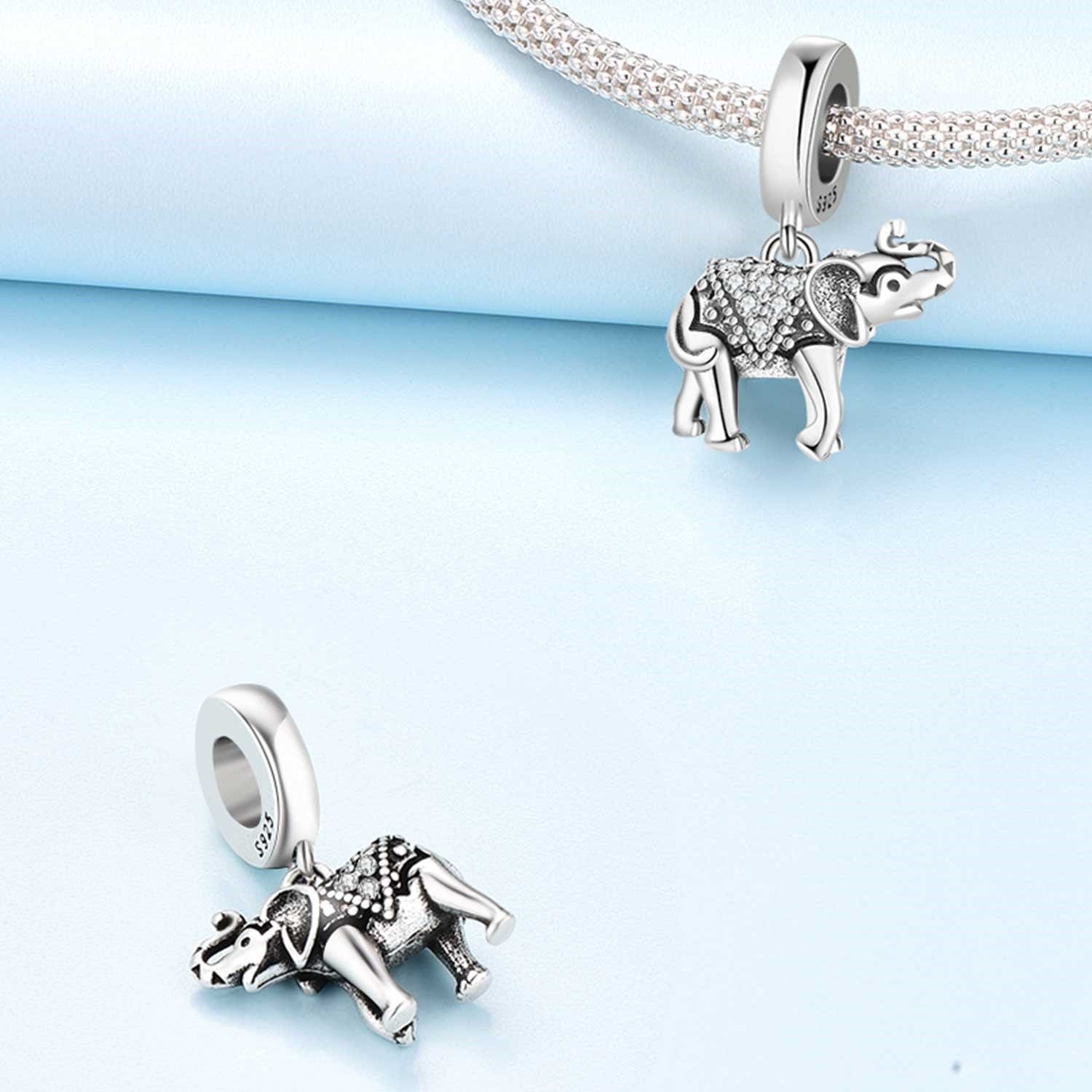 Amarante Jewelry Sparkling Elephant Dangle Charm