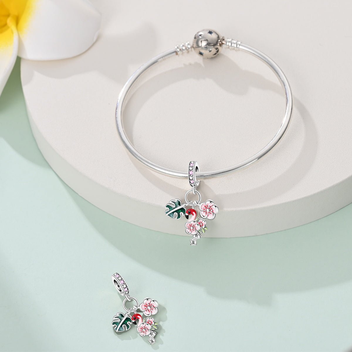 Amarante Jewelry Flamingo, Tropical Leaves & Blossom Flowers Triple Dangle Charm