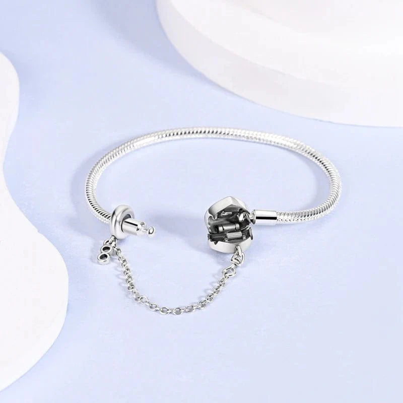 Amarante Jewelry Forever Heart Bracelet with Safety Chain