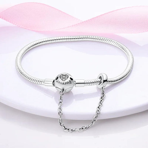 Amarante Jewelry Forever Snake Chain Bracelet with Heart Clasp and Safety Chain