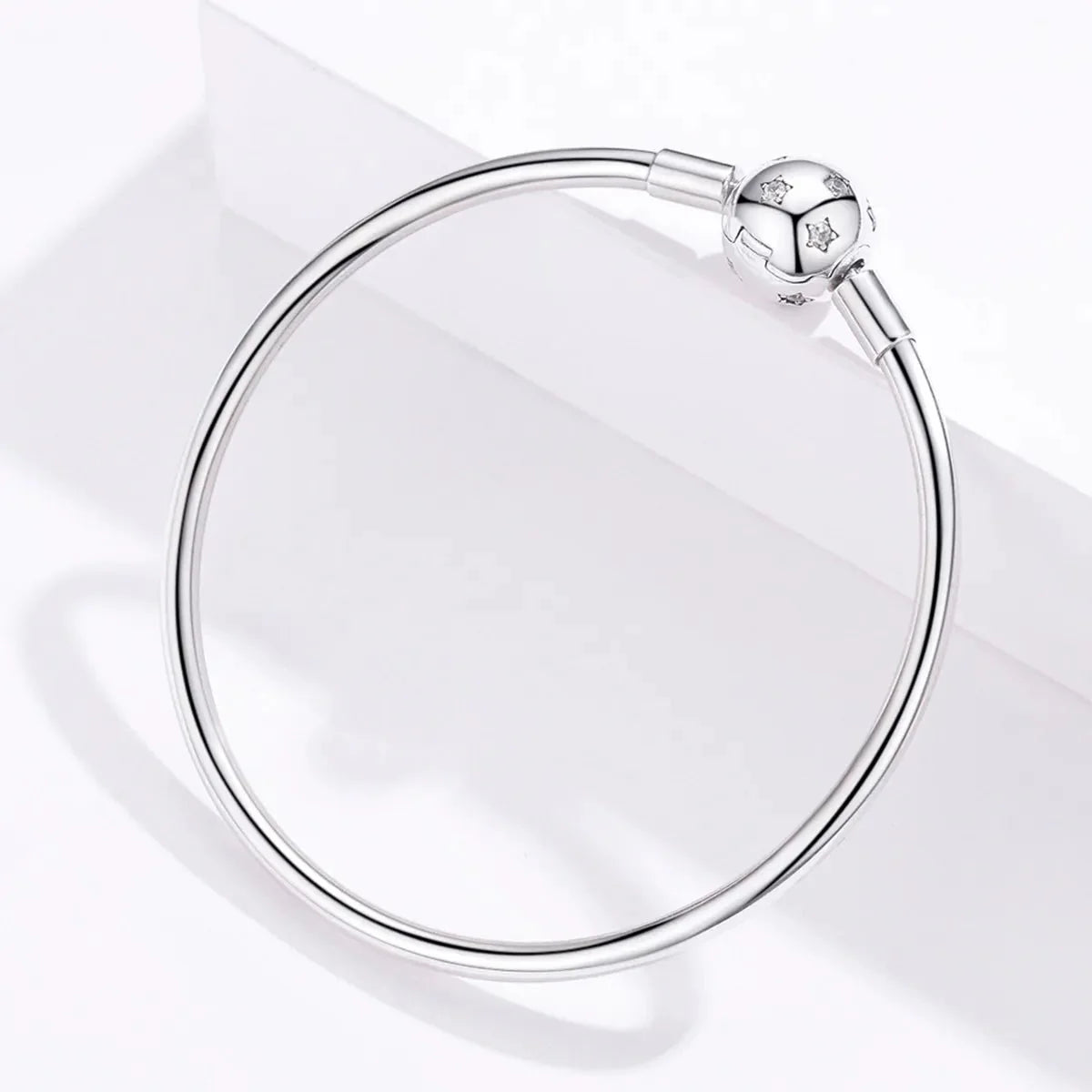 Amarante Jewelry Galaxy Star Clasp Bangle
