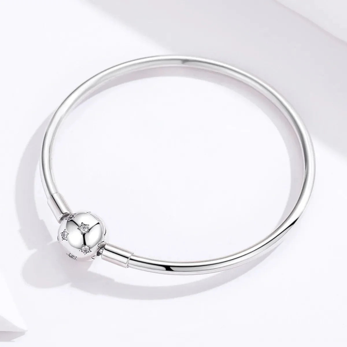 Amarante Jewelry Galaxy Star Clasp Bangle