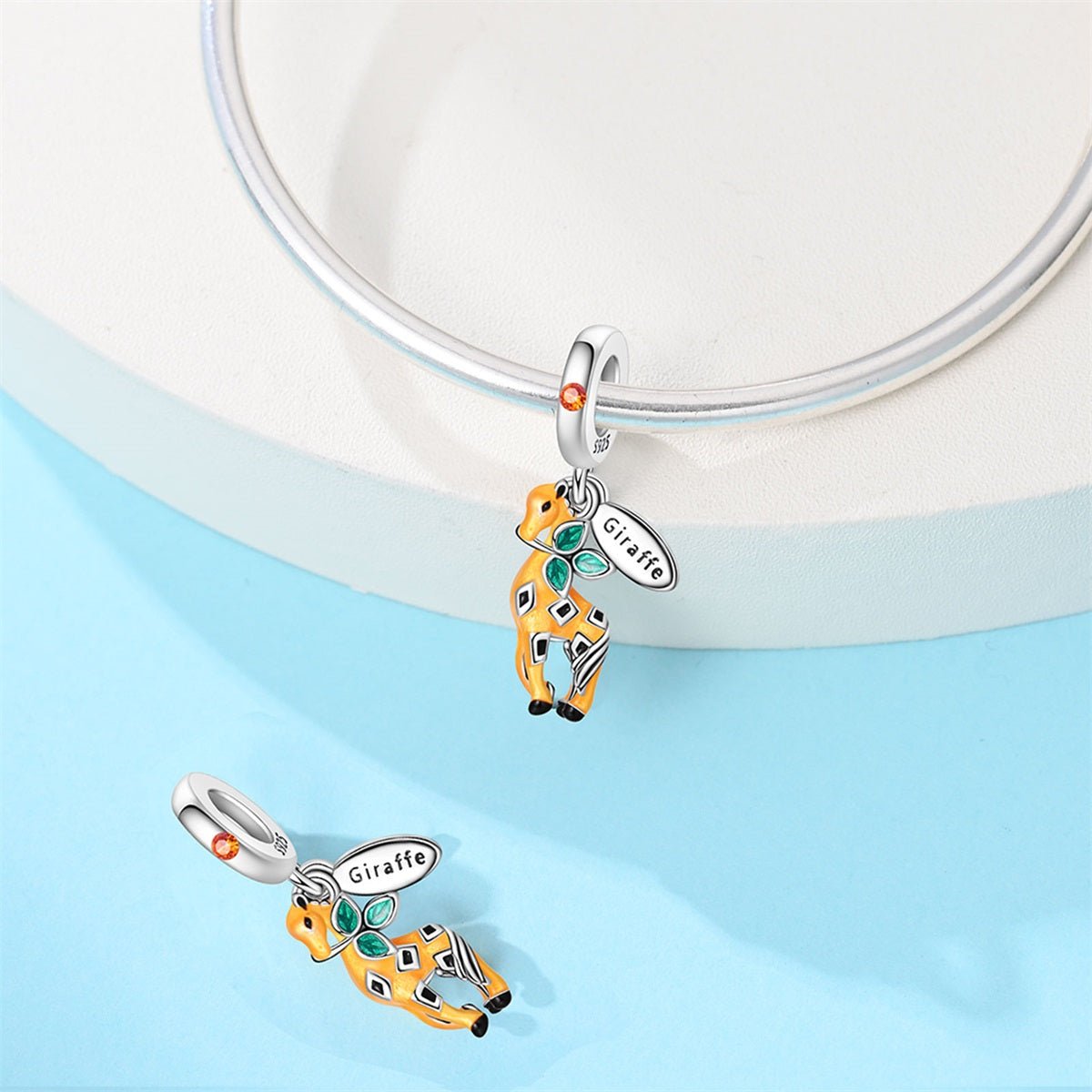 Amarante Jewelry Giraffe with Leaves Dangle Charm