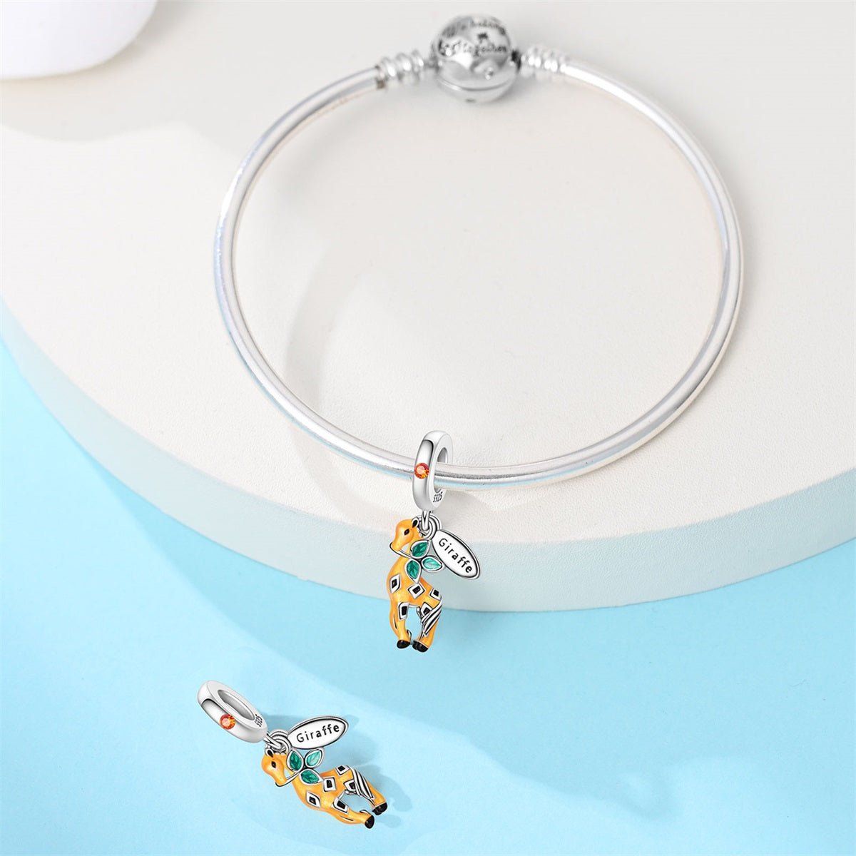 Amarante Jewelry Giraffe with Leaves Dangle Charm