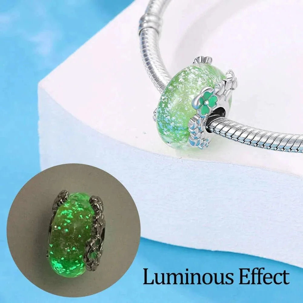 Amarante Jewelry Glow in the Dark Luminous Green Murano Charm