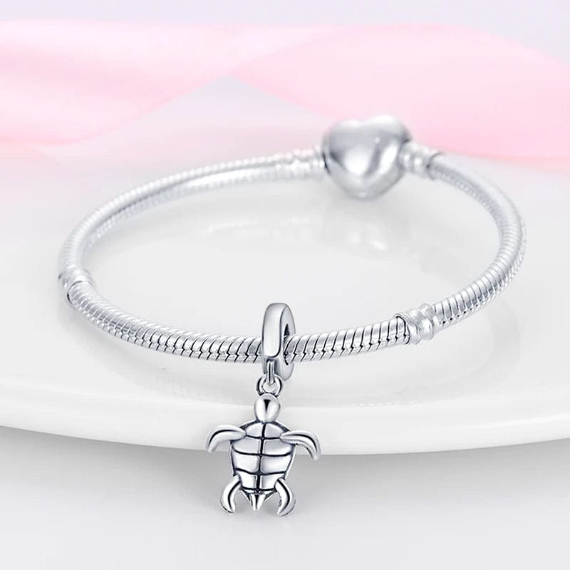Amarante Jewelry Glow in the Dark Luminous Ocean Turtle Dangle Charm