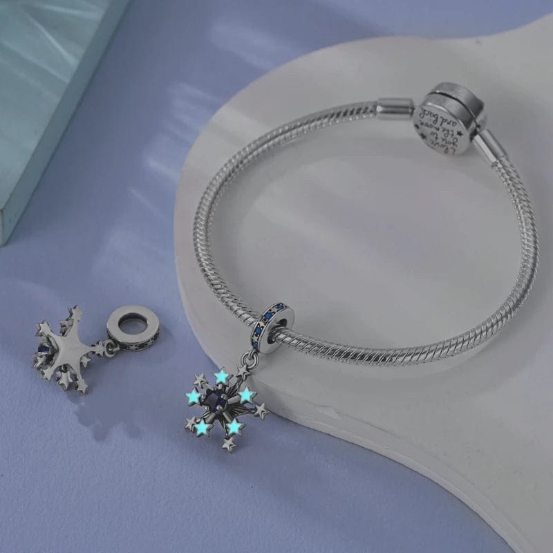 Amarante Jewelry Glow in the Dark Luminous Snowflake Dangle Charm