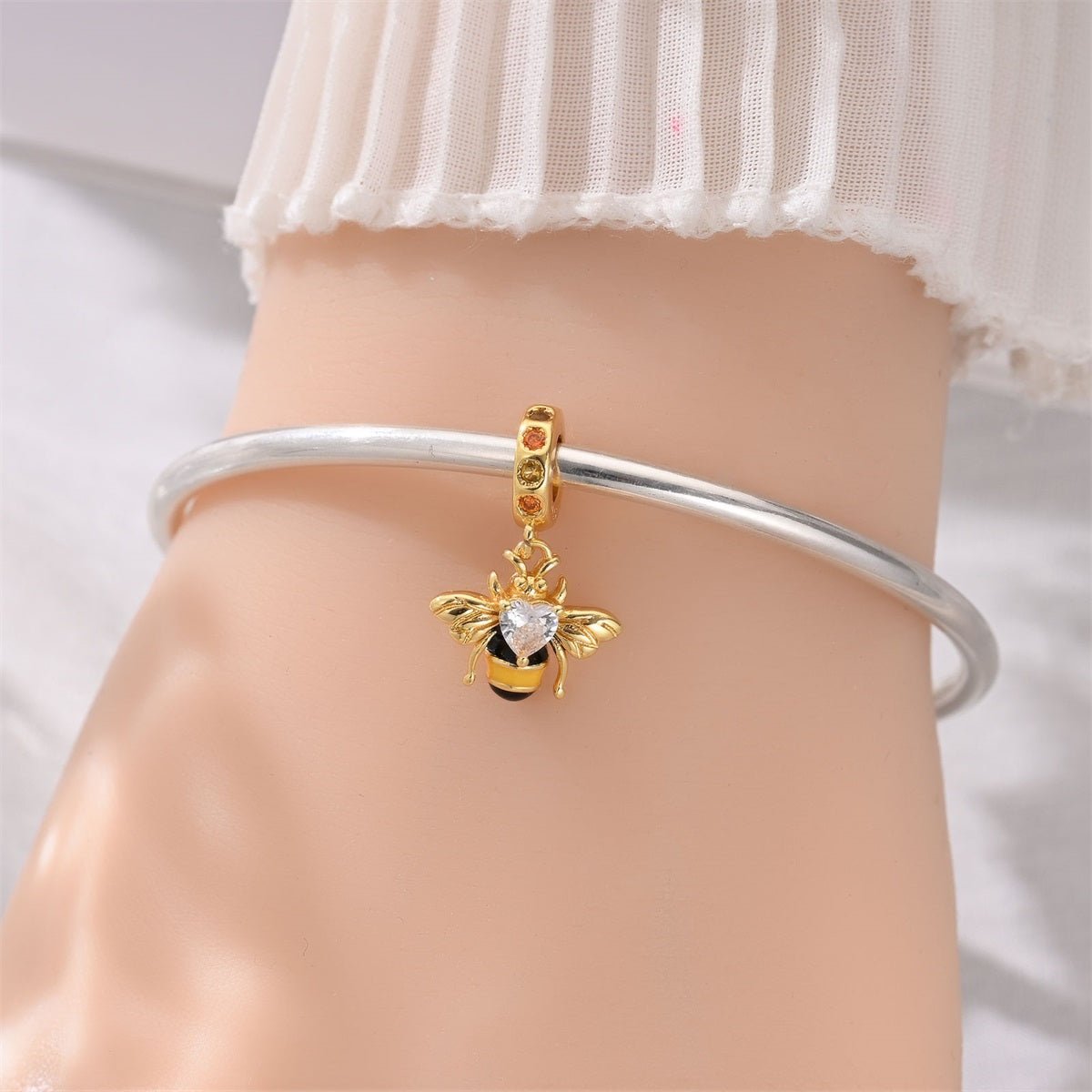 Amarante Jewelry Golden Bee with Heart Crystal Dangle Charm