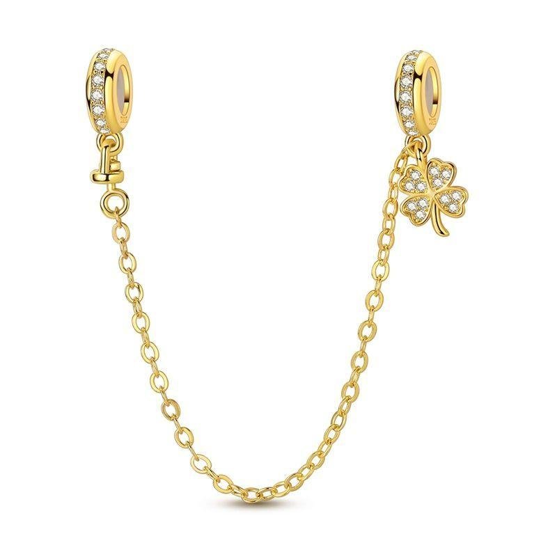Amarante Jewelry Golden Clover Safety Chain Charm