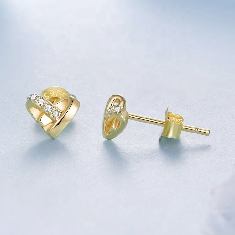 Amarante Jewelry Golden Embrace Heart Stud Earrings