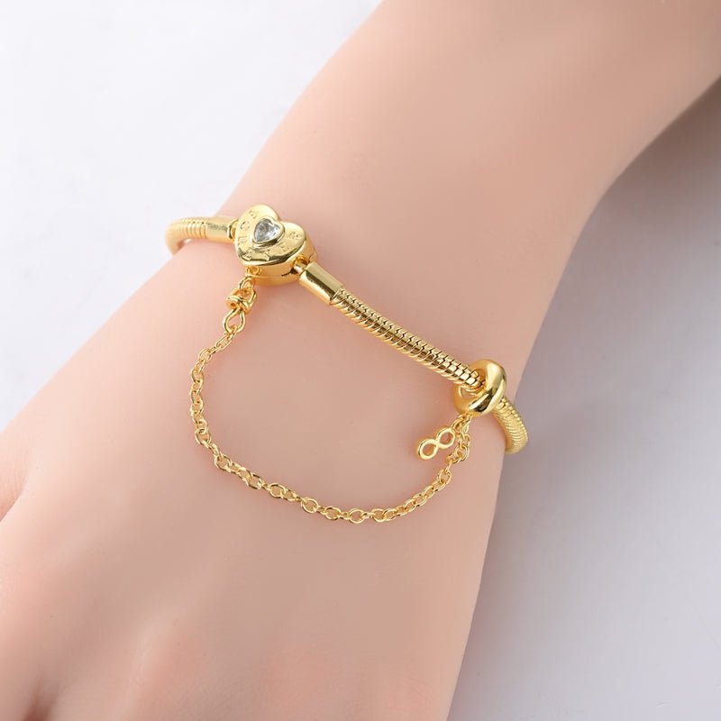 Amarante Jewelry Golden Forever Love Heart Snake Chain Bracelet