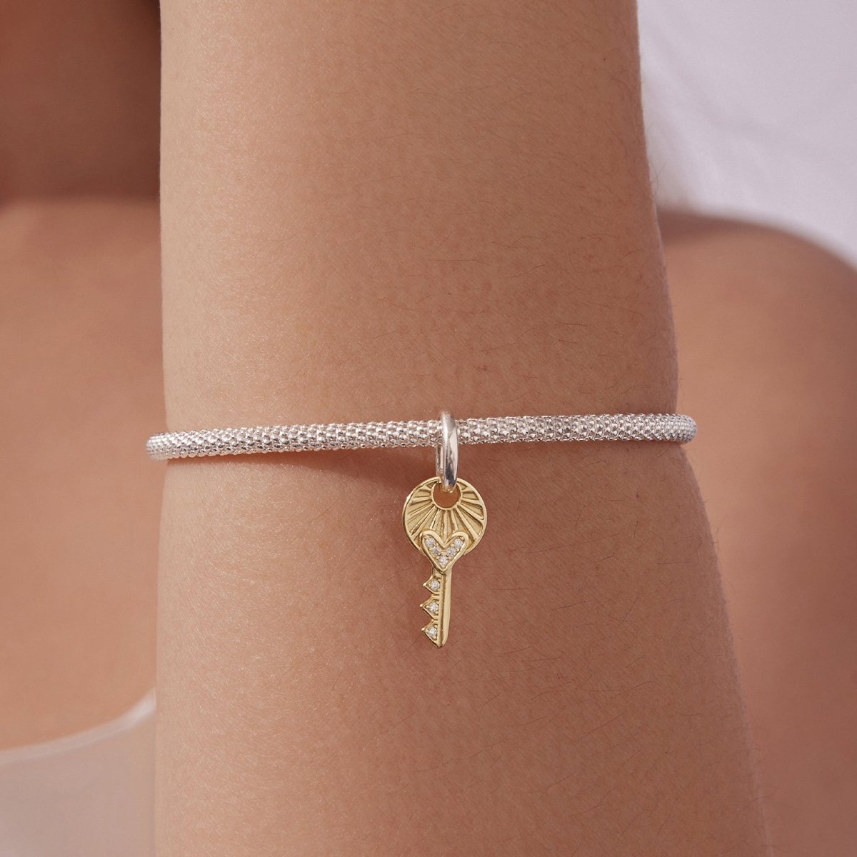 Amarante Jewelry Golden Heart Key Charm