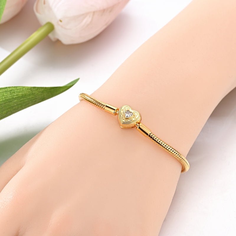 Amarante Jewelry Golden Love Heart Snake Chain Bracelet