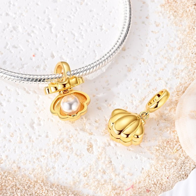 Amarante Jewelry Golden Opening Seashell Pearl Dangle Charm