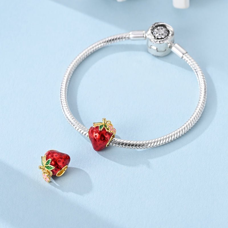 Amarante Jewelry Golden Strawberry Bloom Charm