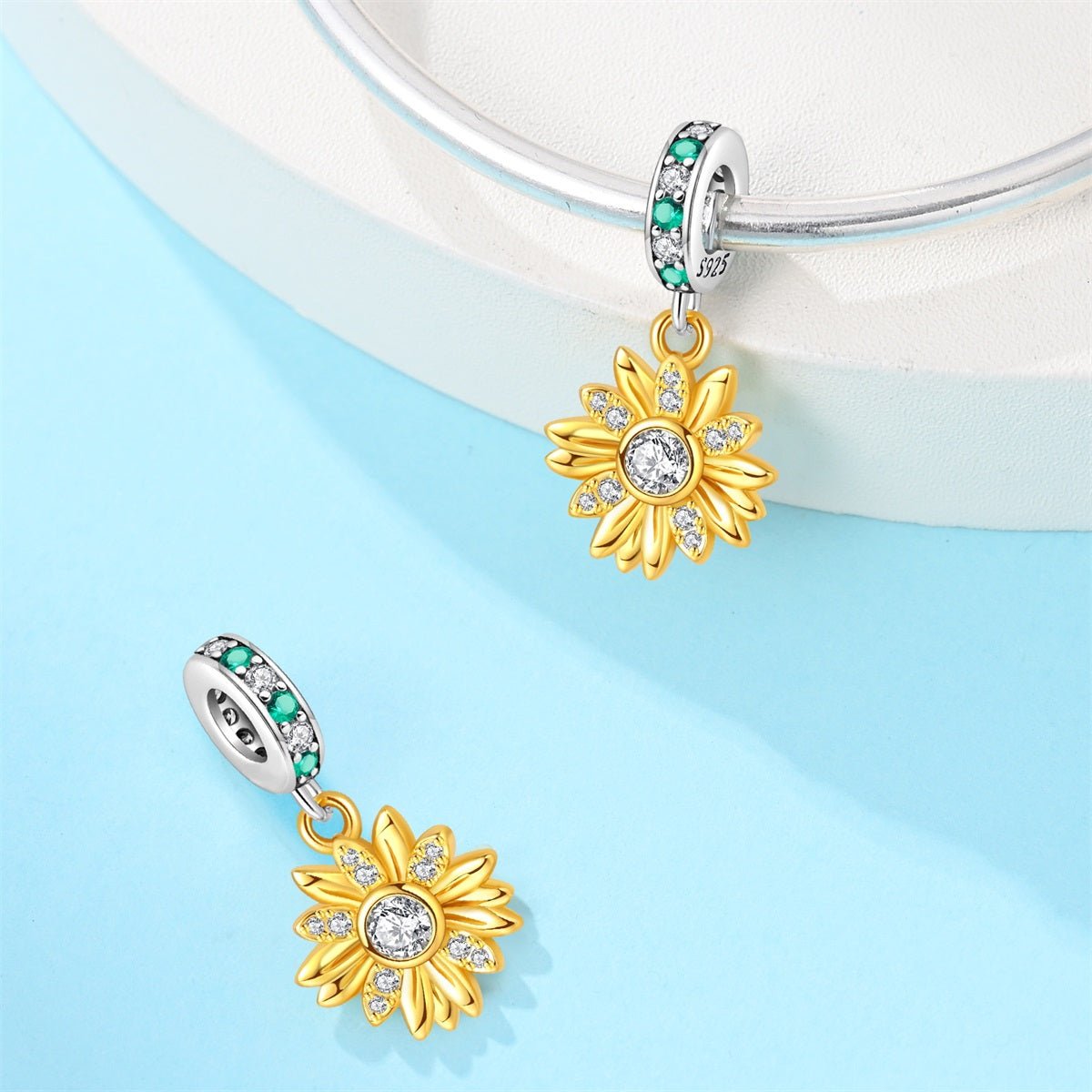 Amarante Jewelry Golden Sunflower Bloom Dangle Charm