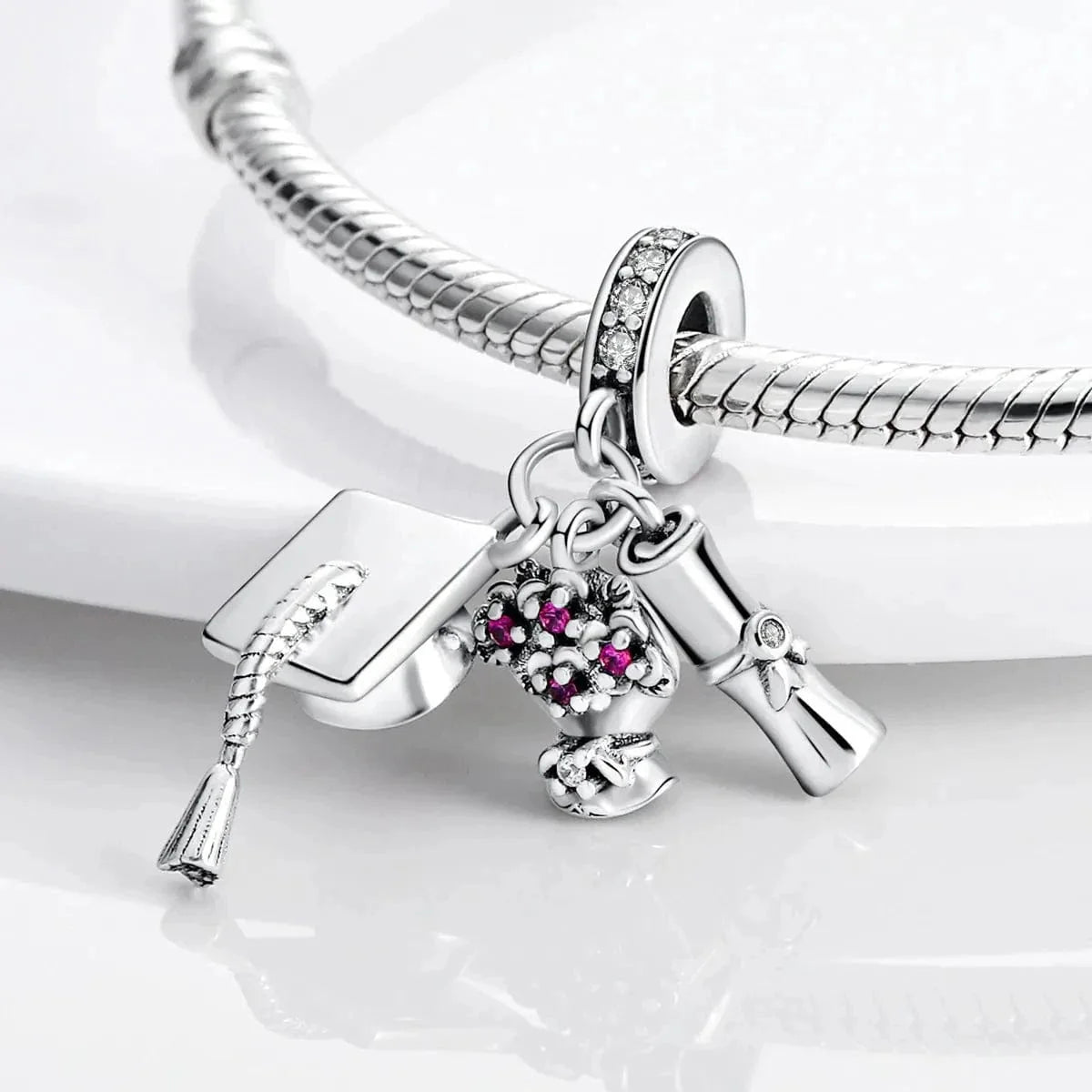 Amarante Jewelry Graduation Cap, Diploma & Flowers Triple Dangle Charm