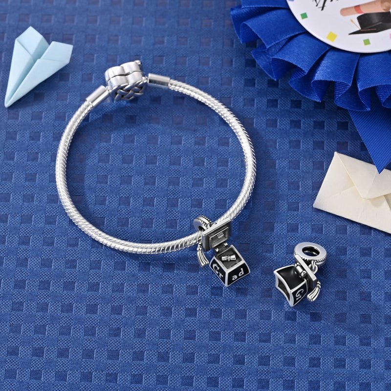Amarante Jewelry Graduation Cap Opening Dangle Charm
