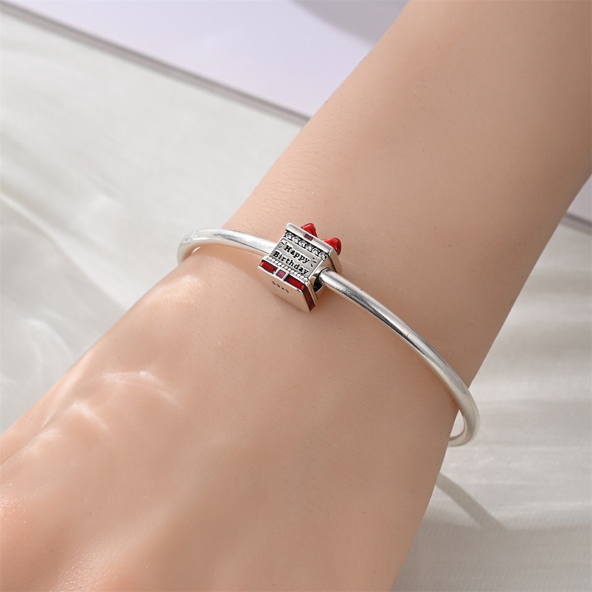 Amarante Jewelry Happy Birthday Gift Box Charm