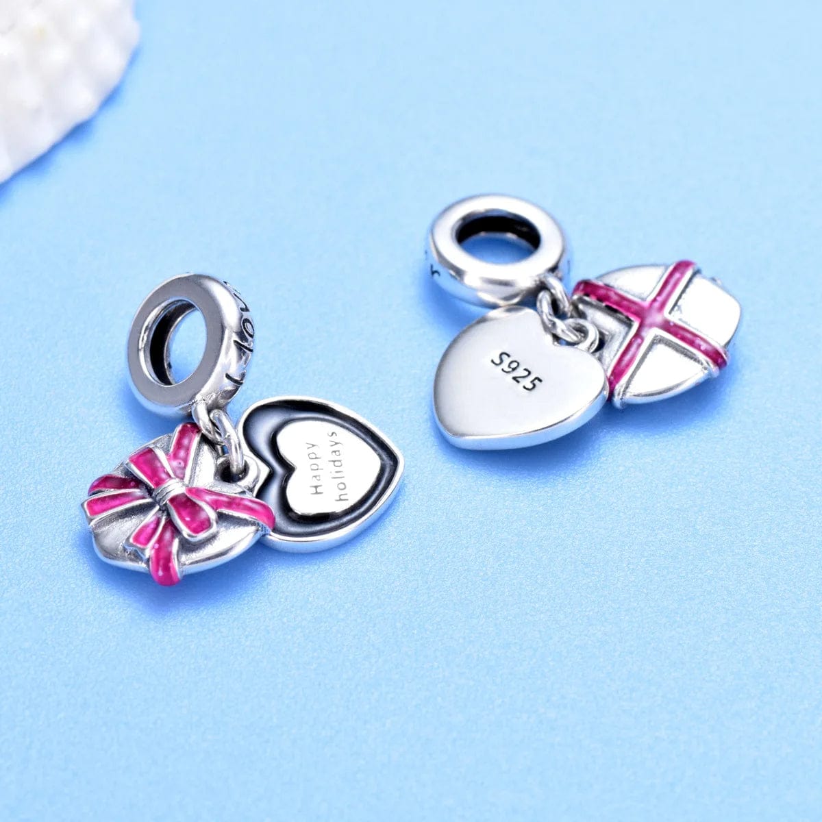 Amarante Jewelry Heart Gift Box with Pink Ribbon Holiday Dangle Charm