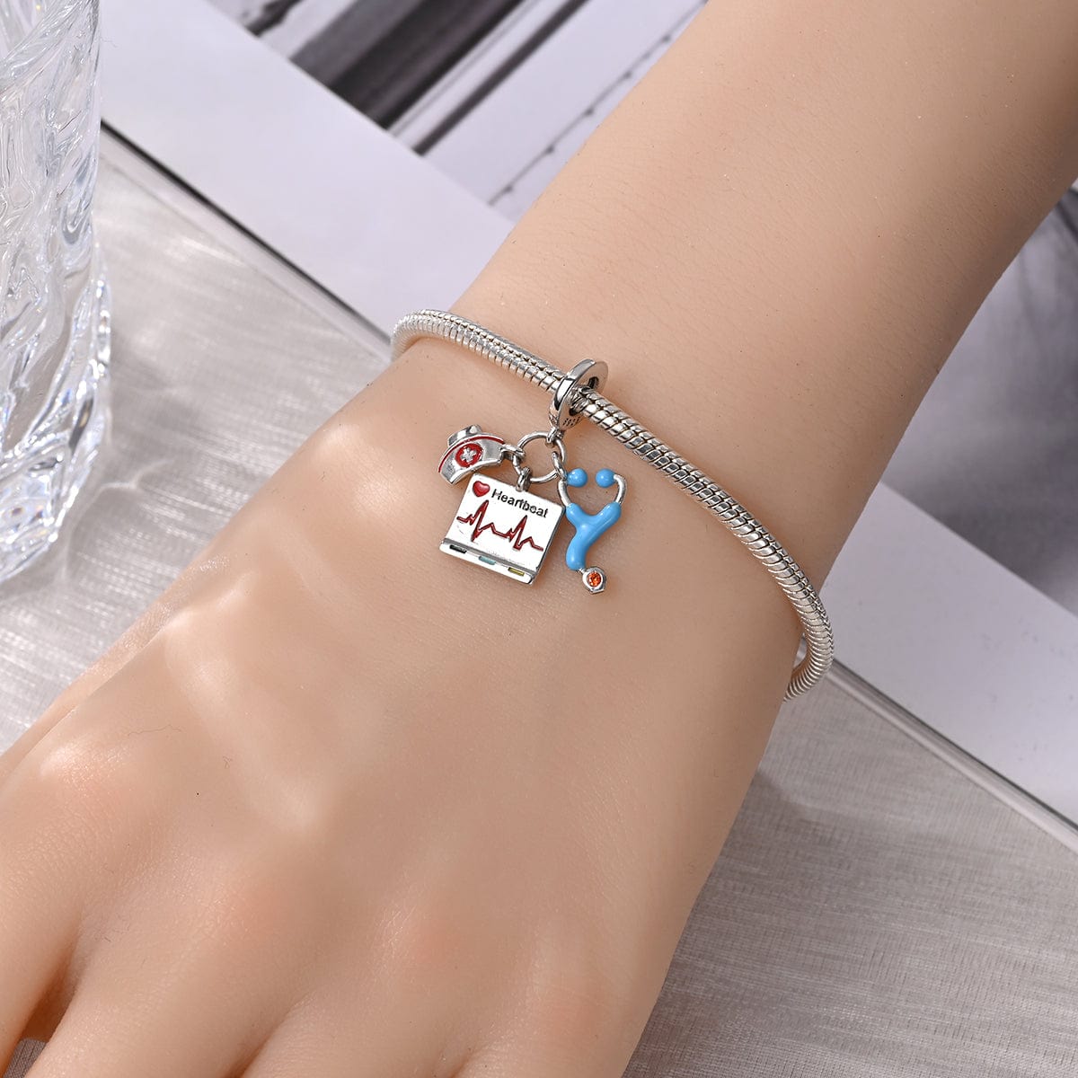 Amarante JewelryHeartbeat & Medical Essentials Charm