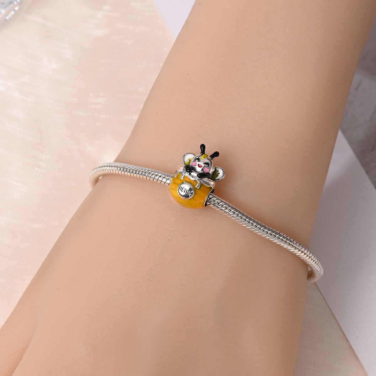 Amarante Jewelry Honey Bee in Pot Charm