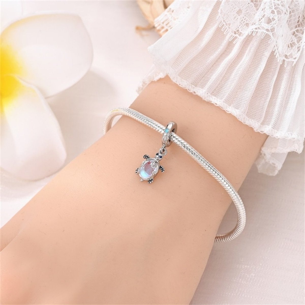 Amarante Jewelry Iridescent Sea Turtle Ocean Glow Dangle Charm