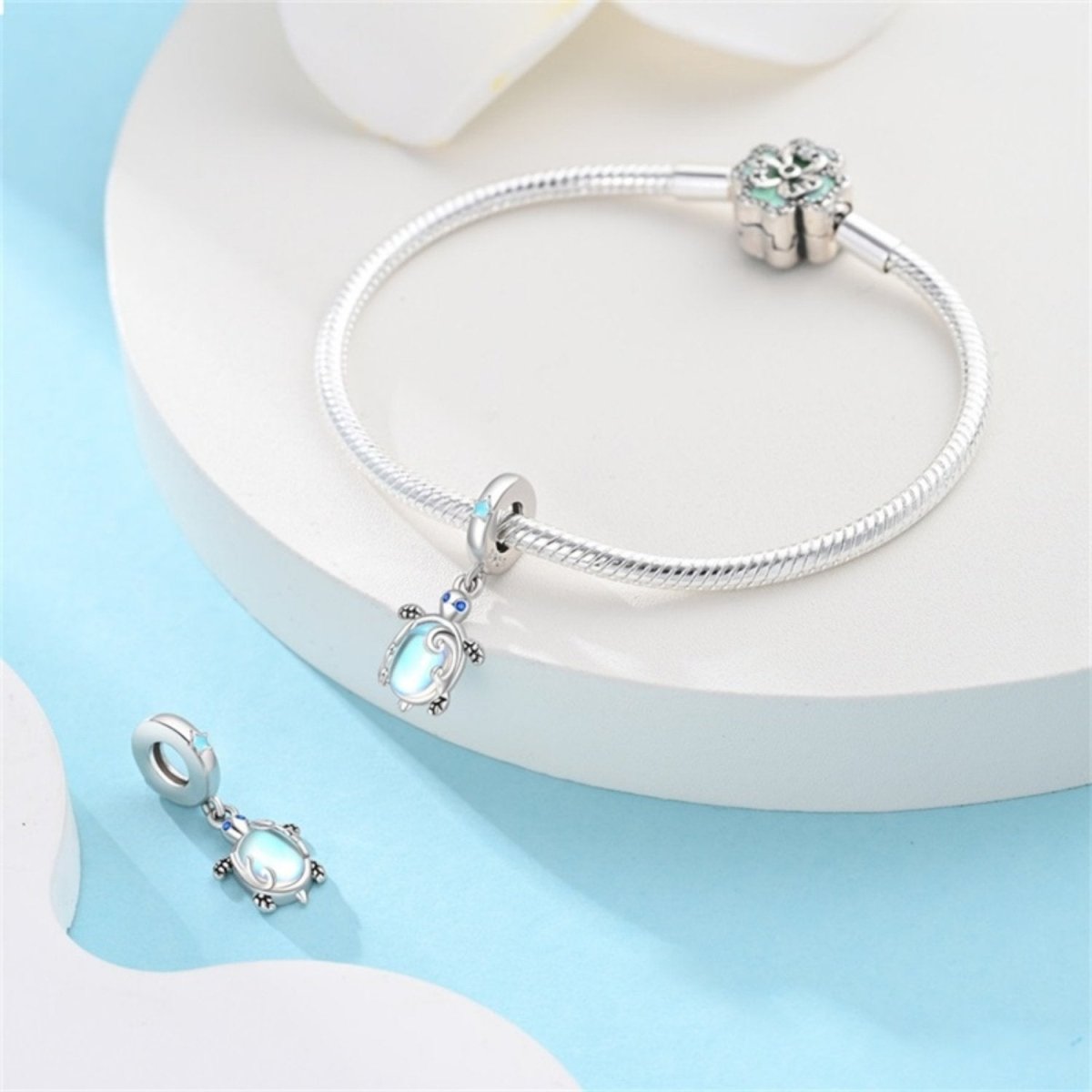 Amarante Jewelry Iridescent Sea Turtle Ocean Glow Dangle Charm