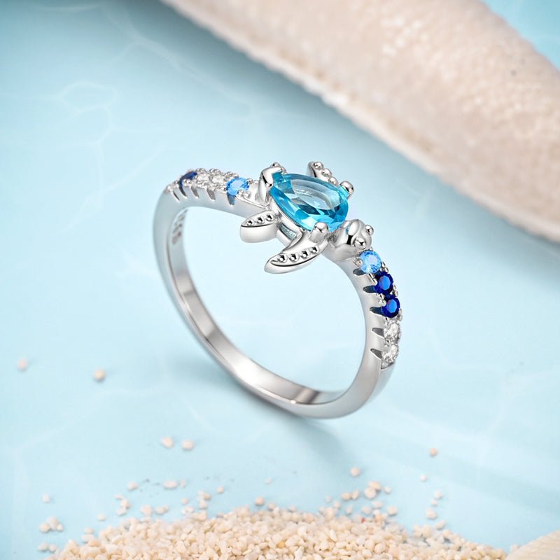 Amarante Jewelry Ocean Turtle with Blue Crystal Ring