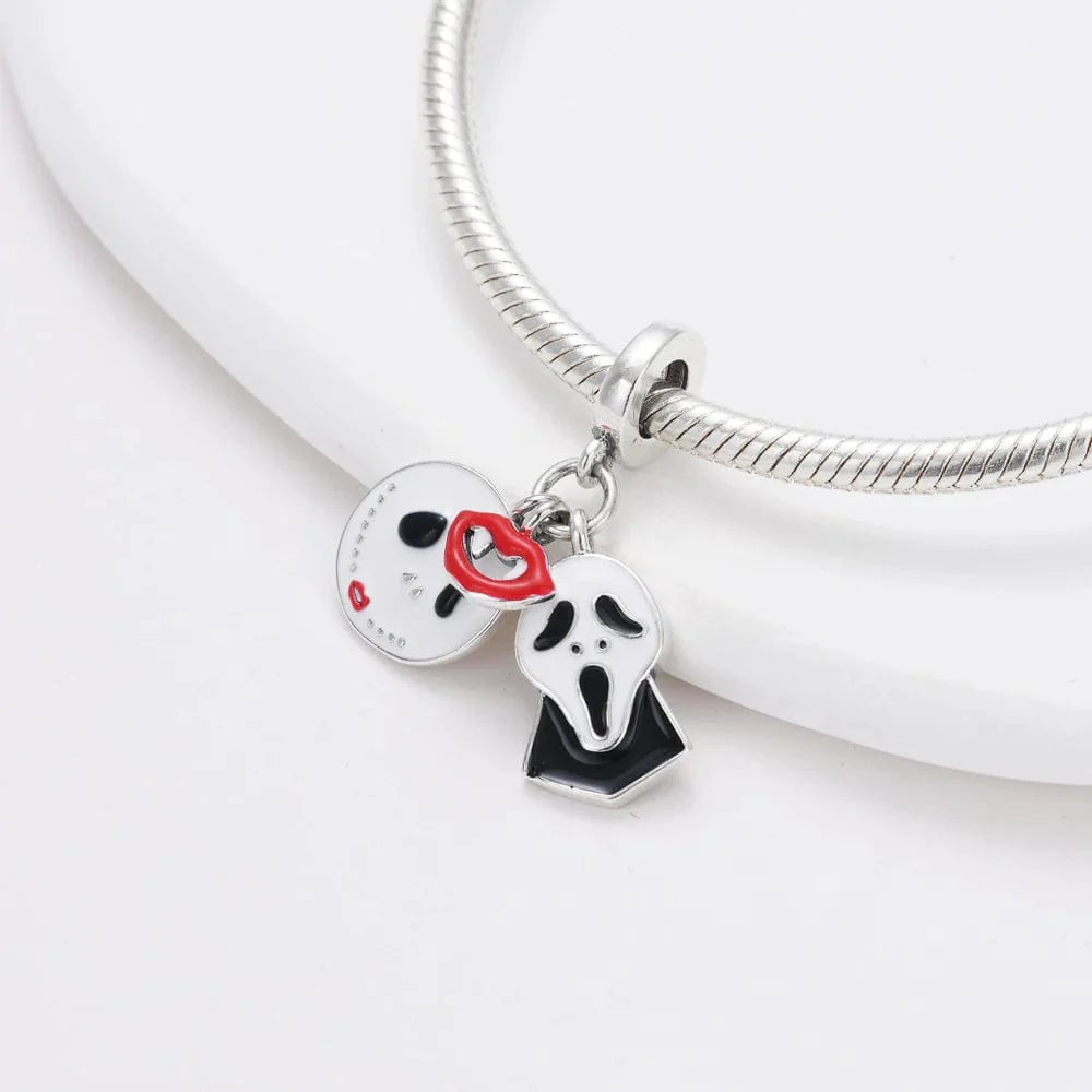 Amarante Jewelry Scream and Love, Horror Mask Charm with a Kiss