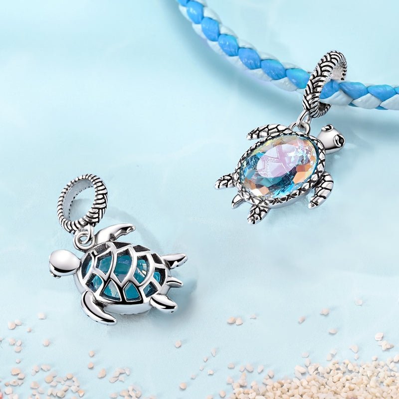 Amarante Jewelry Sea Turtle with Iridescent Crystal Dangle Charm