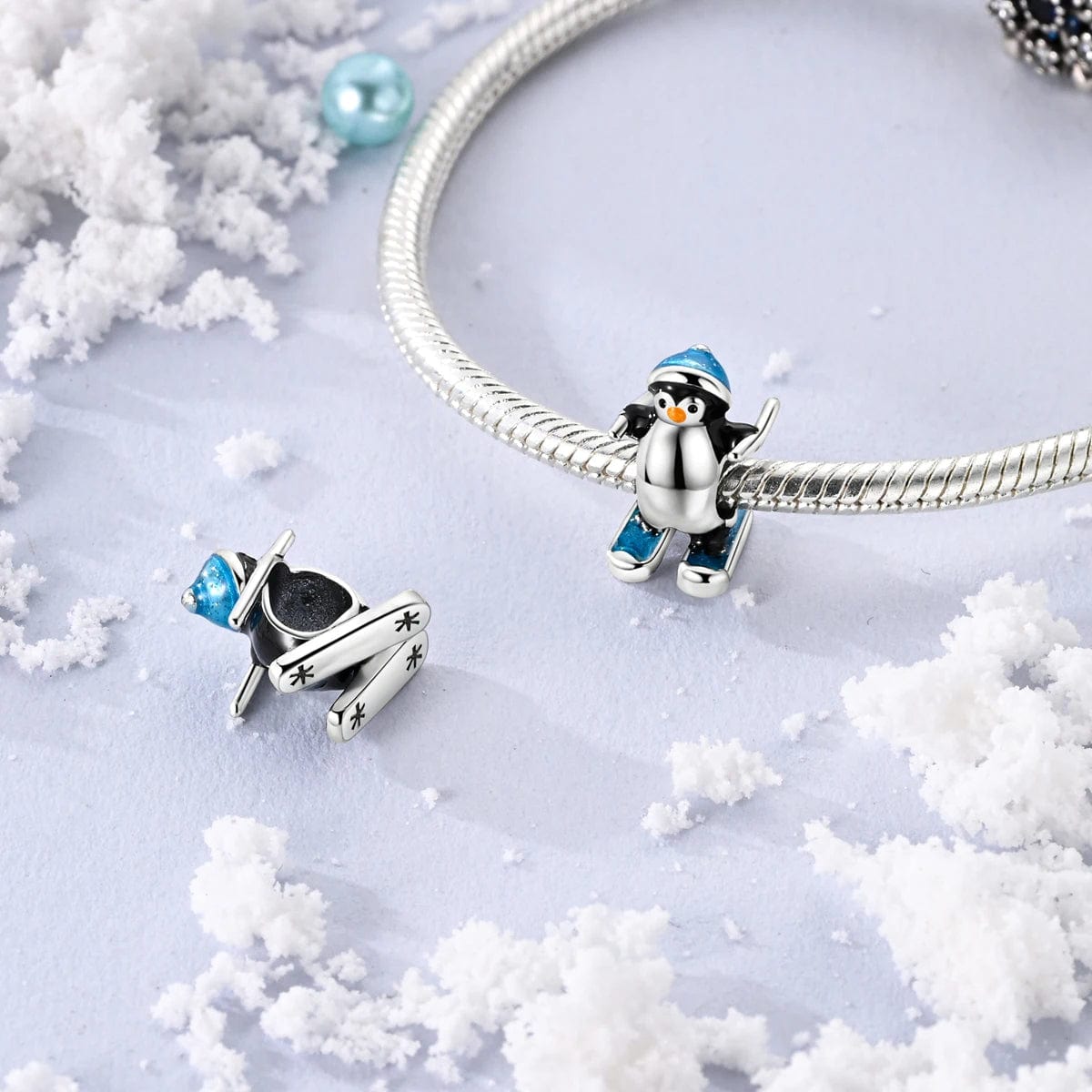 Amarante Jewelry Skiing Penguin Charm