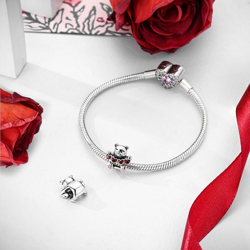 Amarante Jewelry Smiling Bear Holding Red Hearts Charm