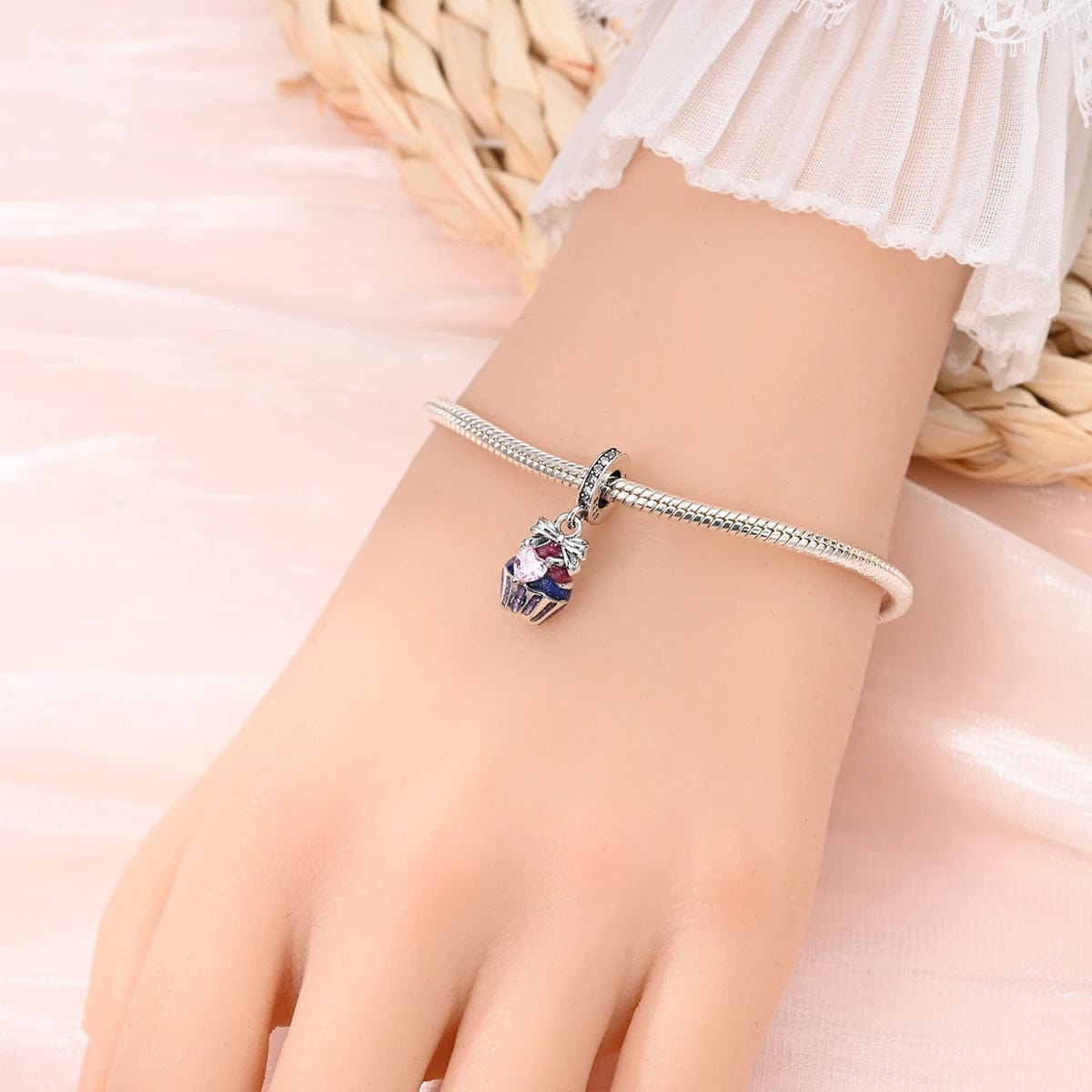 Amarante Jewelry Sweet Cupcake Dangle Charm