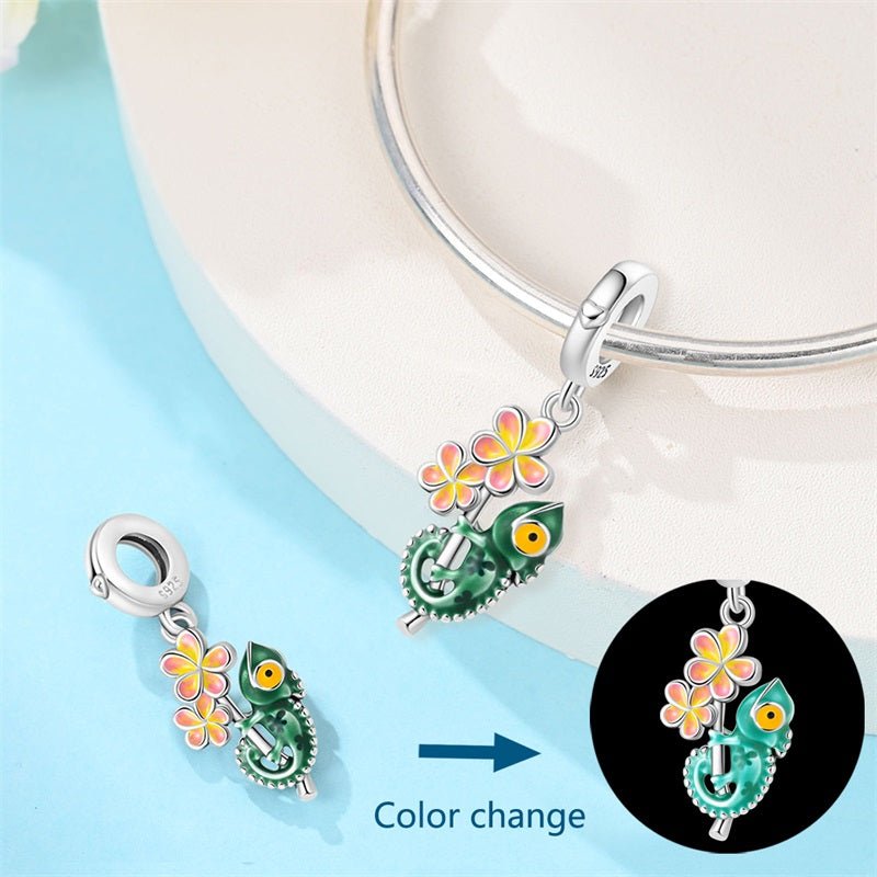 Amarante Jewelry Temperature - Changing Chameleon & Flower Dangle Charm