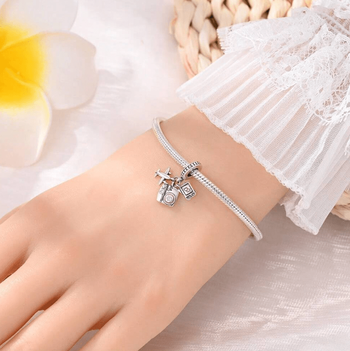 Amarante Jewelry Travel Moments Camera & Airplane Charm