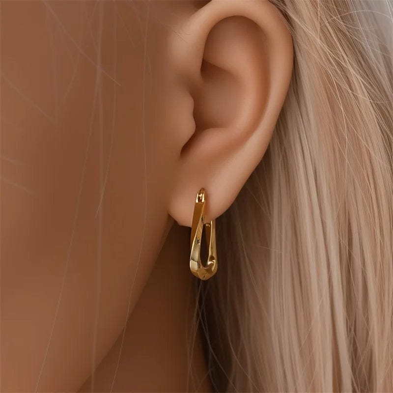 Amarante Jewelry Twisted Gold Hoop Earrings