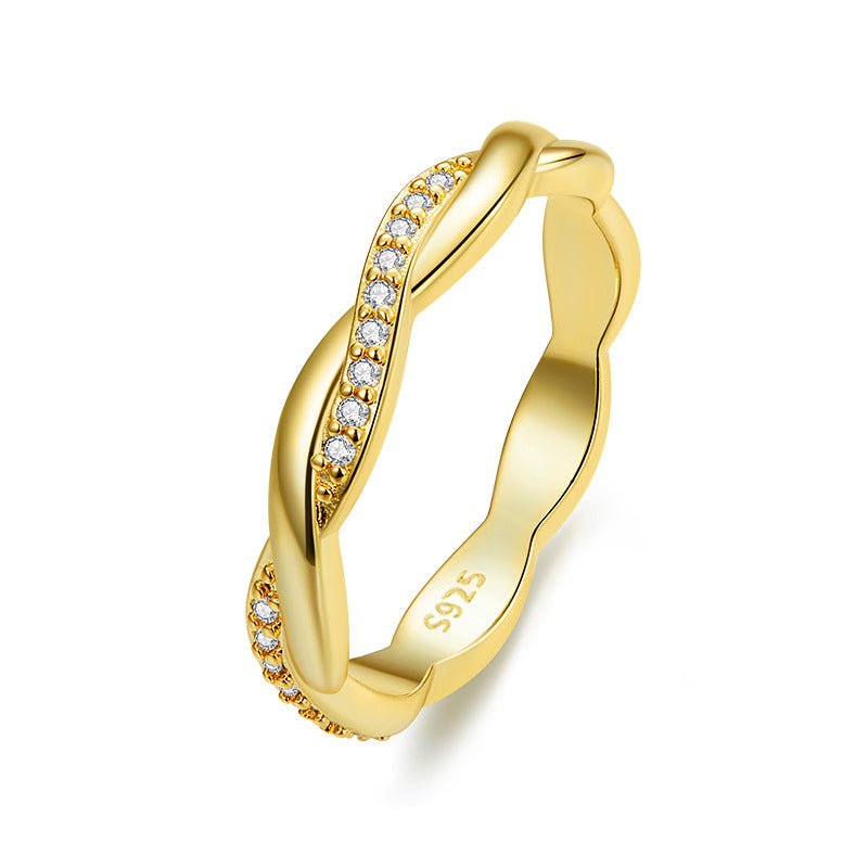 Amarante Jewelry Twisted Radiance Pavé Band Ring